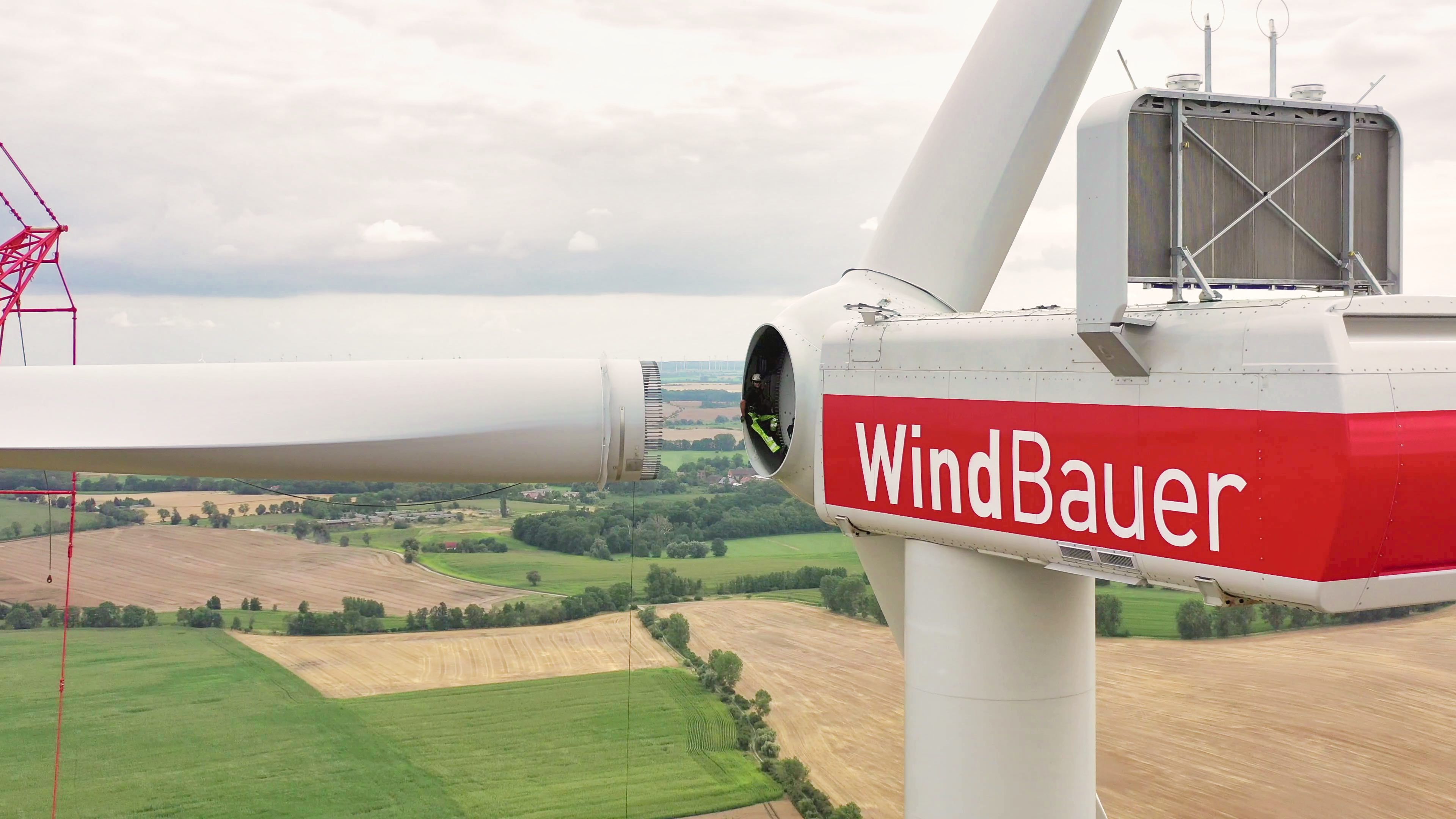 Aufbau Windenergieanlage in Mecklenburg-Vorpommern, Lübbenow