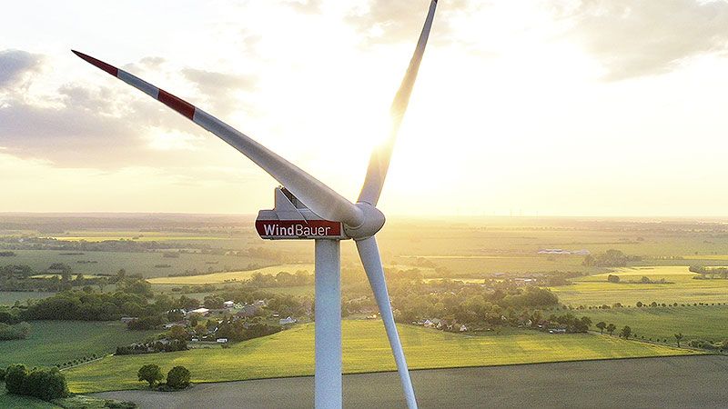 Aufbau einer Windenergieanlage im Windpark Bartow, Mecklenburg-Vorpommern